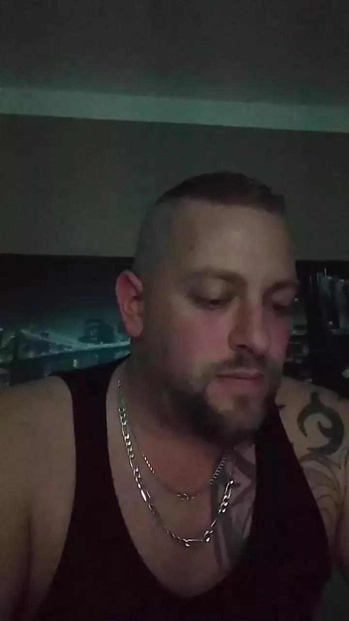 HAMC81CHIEMSEE on Cam4 
