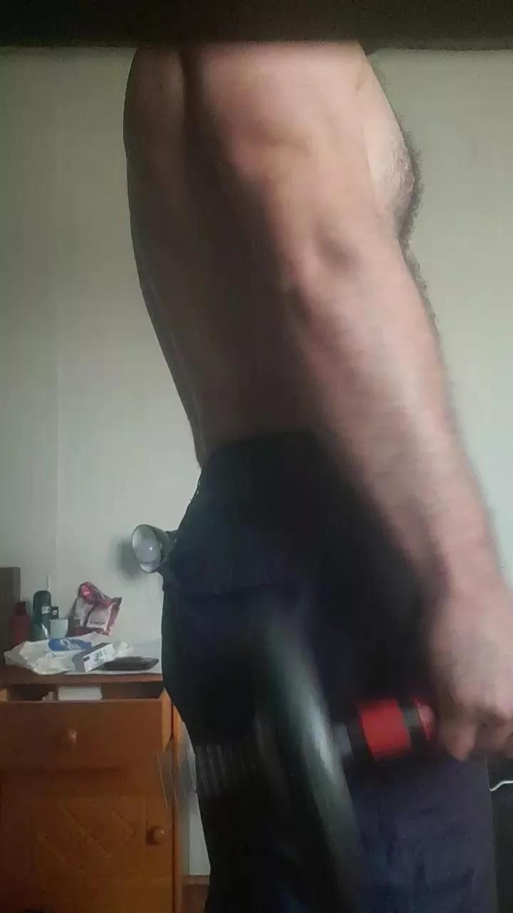 Hanroll on Cam4 