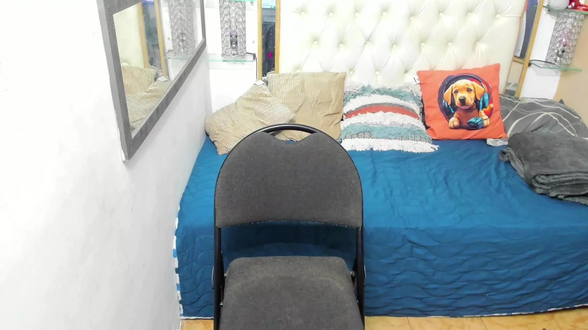 heiker_ on Cam4 