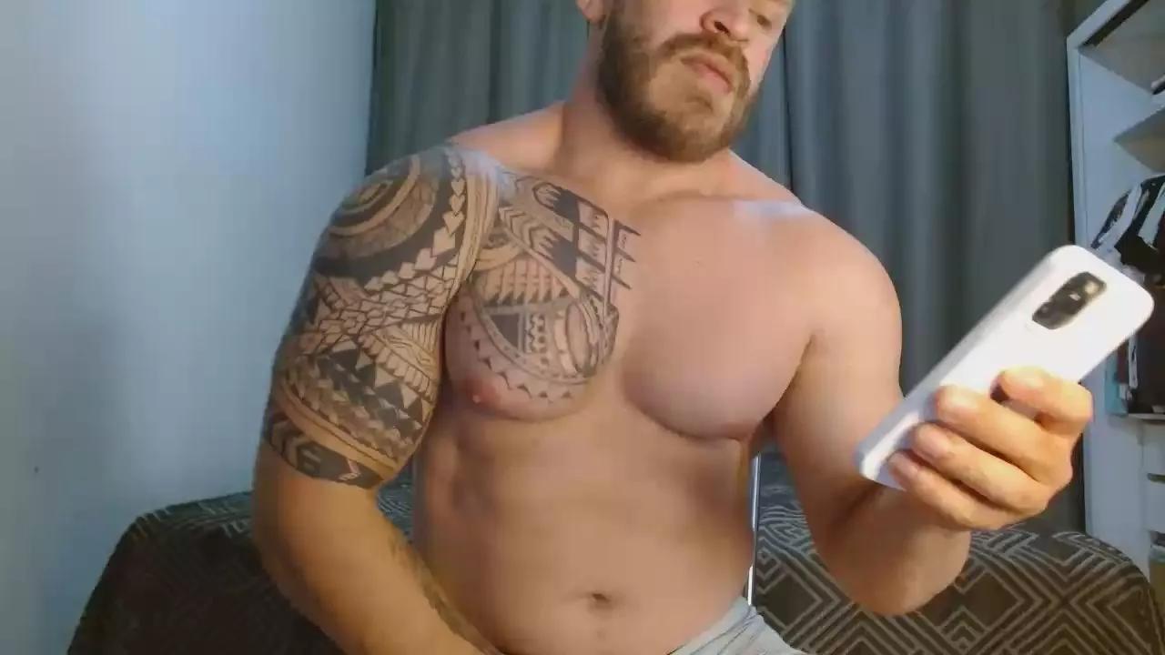 hercules30hot on Cam4 