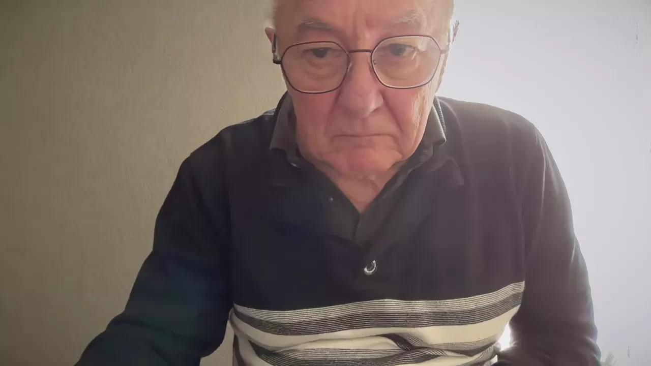homme000 on Cam4 