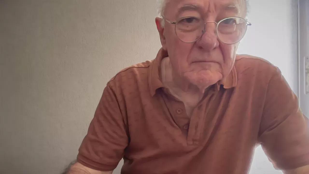 homme000 on Cam4 