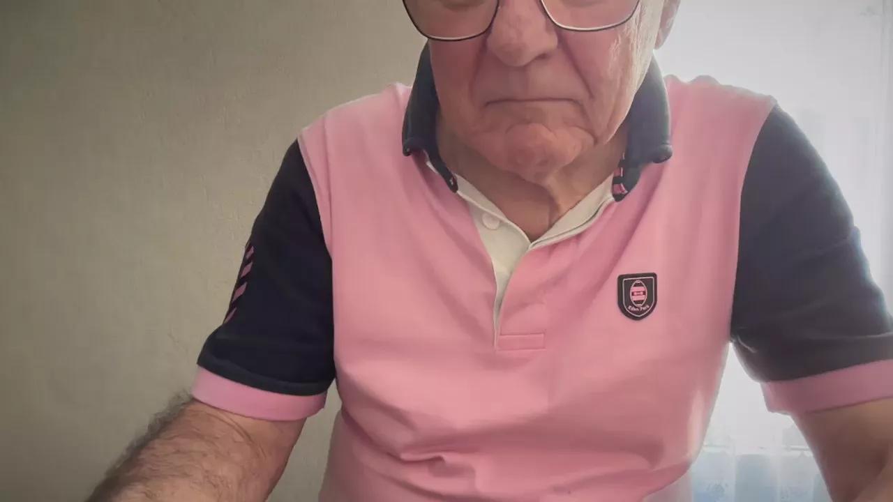 homme000 on Cam4 