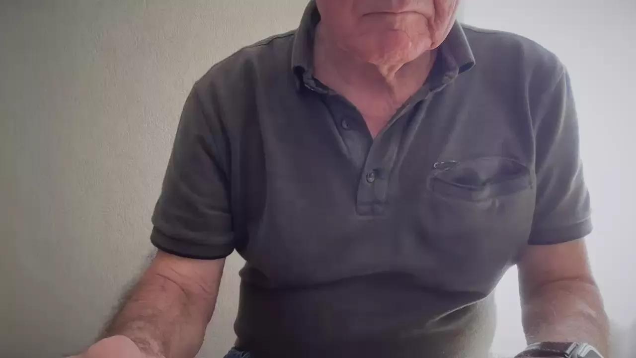 homme000 on Cam4 
