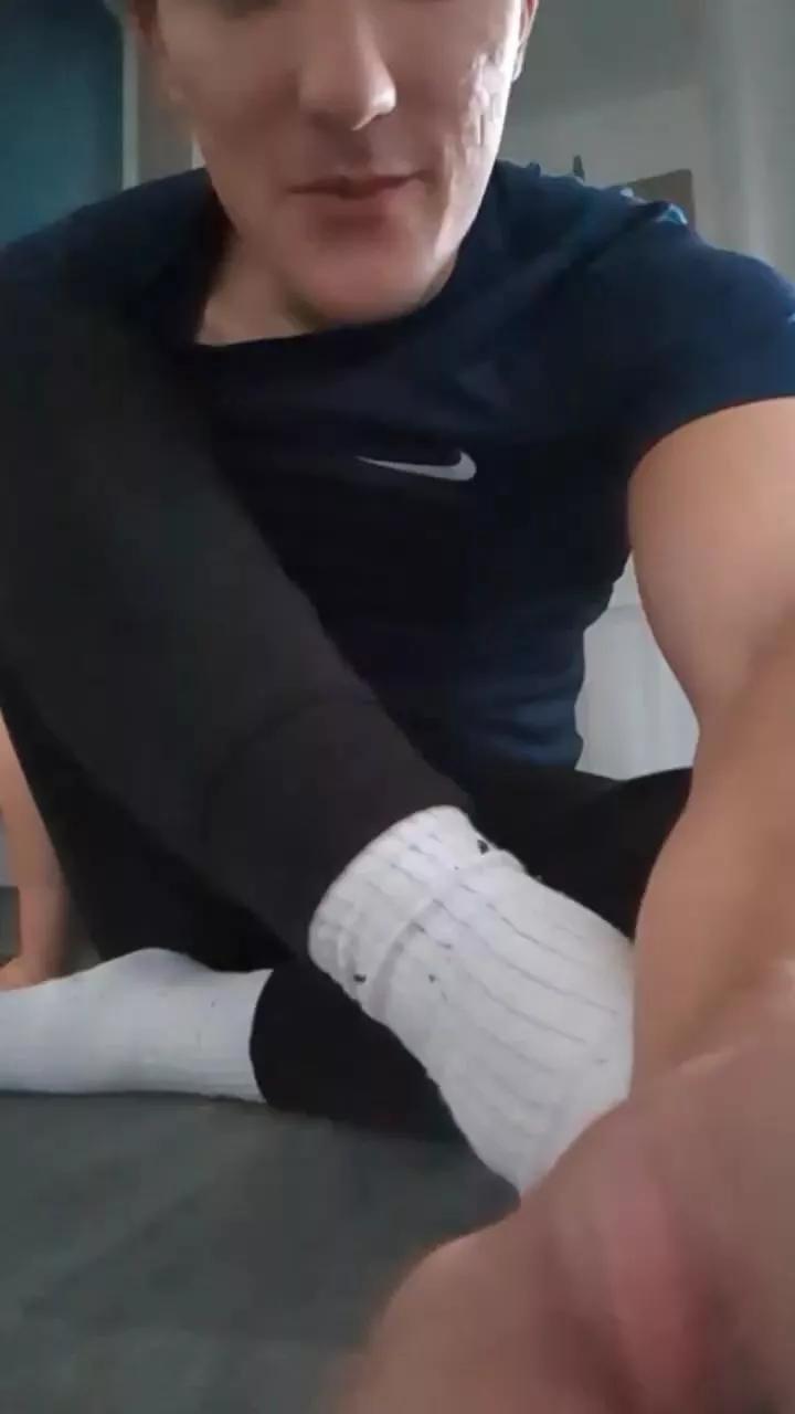 Hornyking6969 on Cam4 