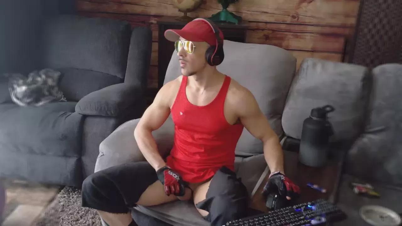 Hotdickyxxx on Cam4 