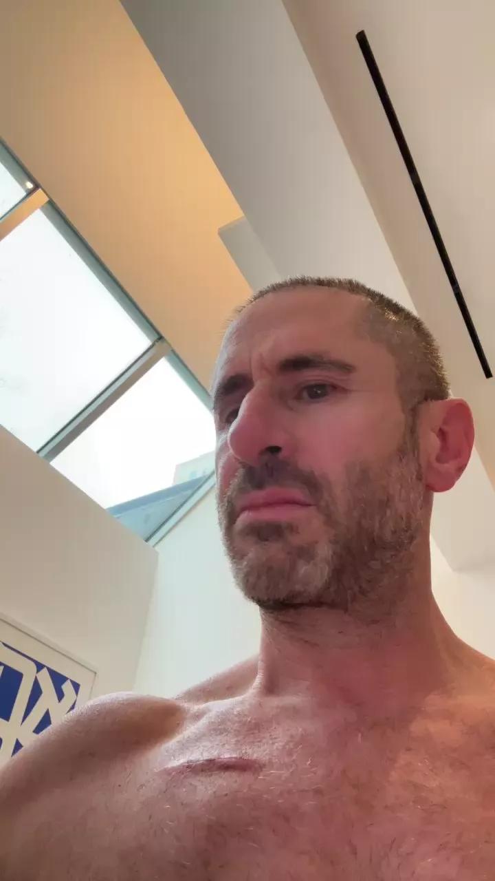 Hotnyctop95 on Cam4 