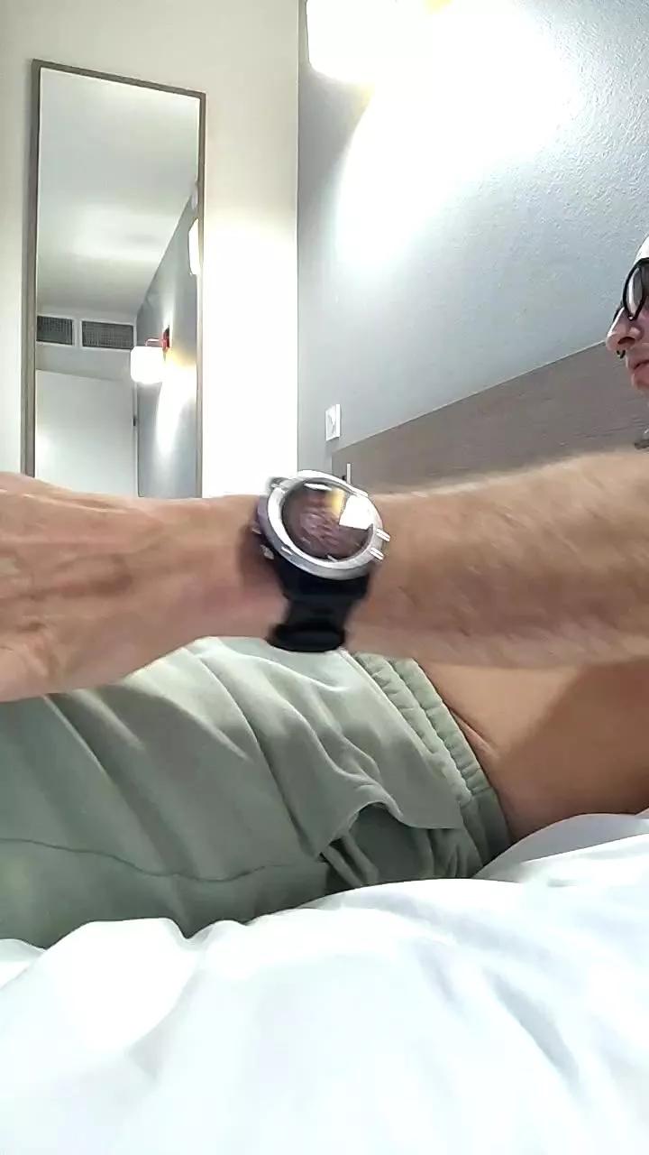 Hotxdav77 on Cam4 