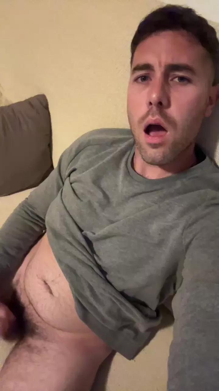 Irl2012 on Cam4 