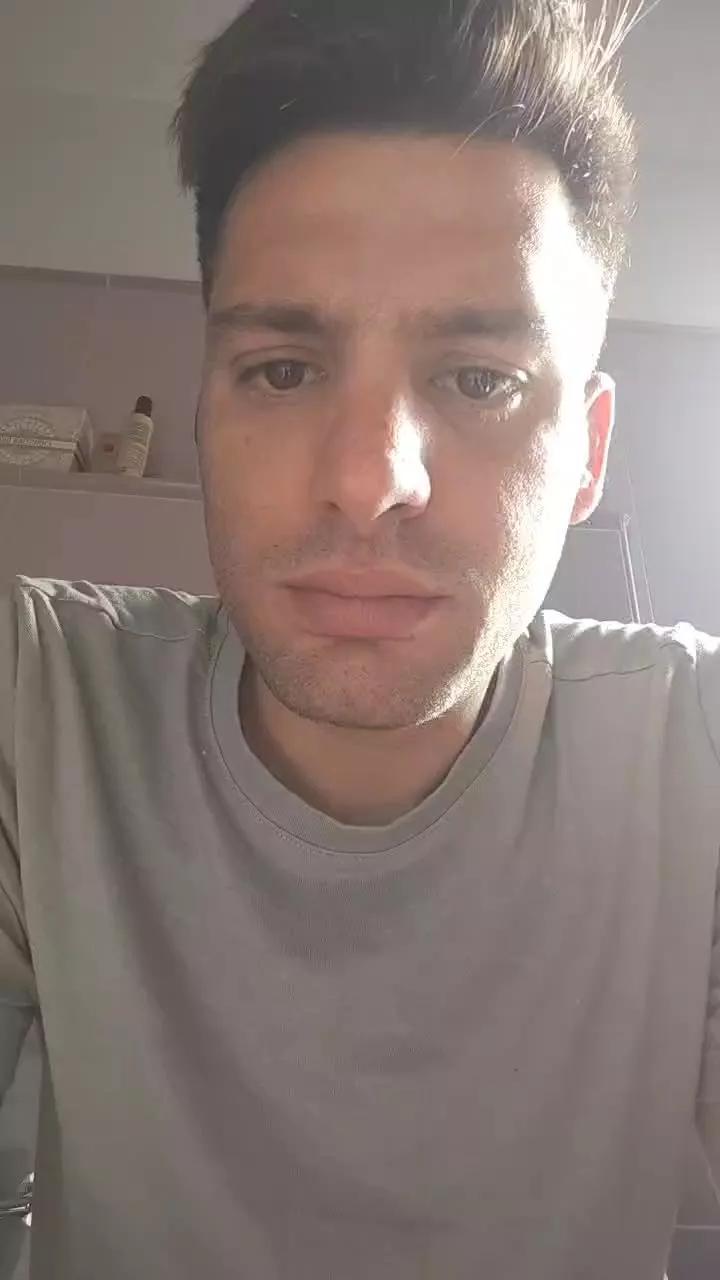 italian_bull1 on Cam4 