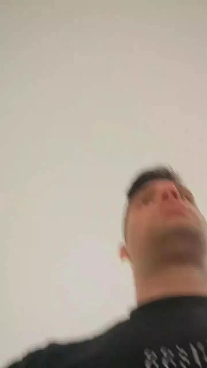 italian_bull1 on Cam4 