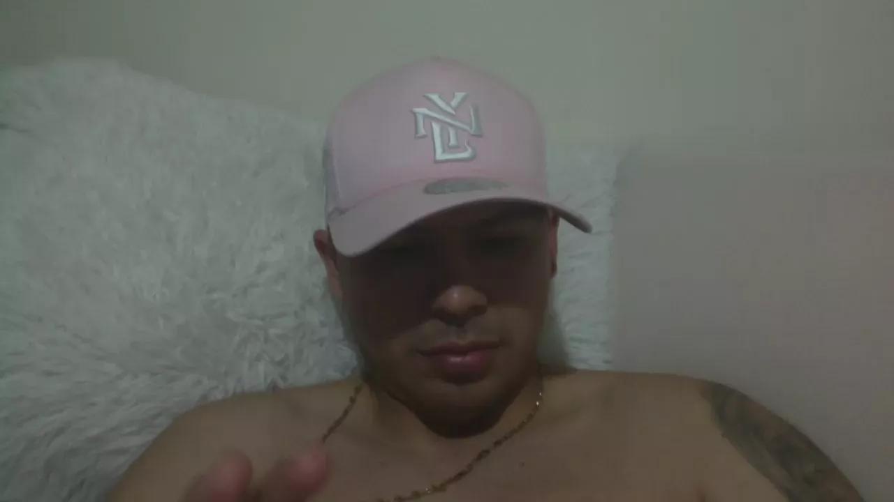 jaderhot1 on Cam4 