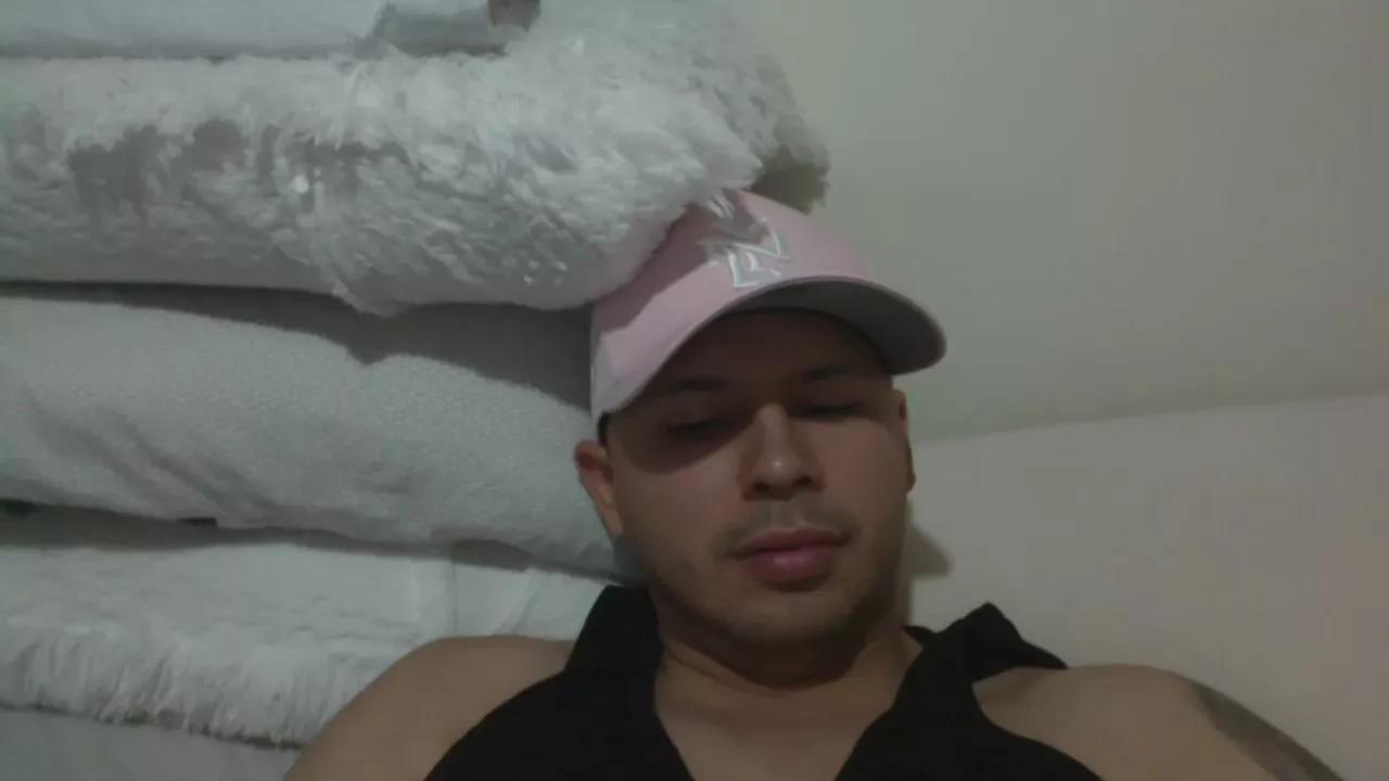 jaderhot1 on Cam4 