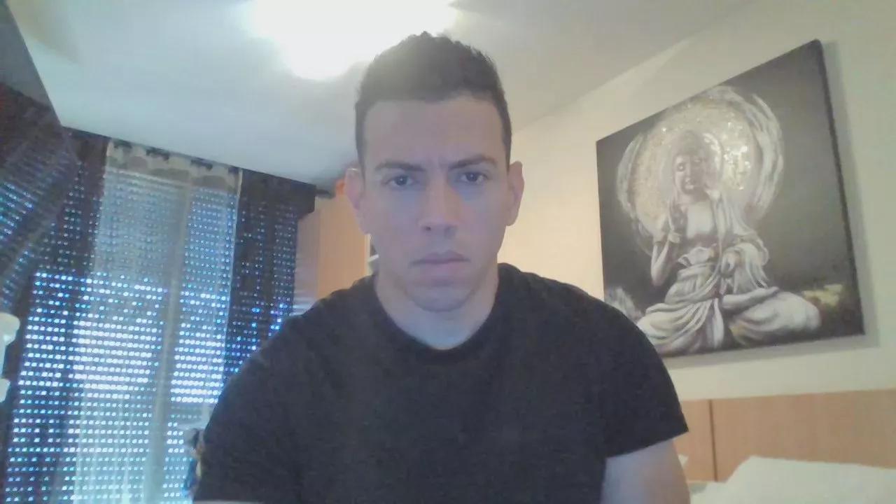jonhdoe224 on Cam4 