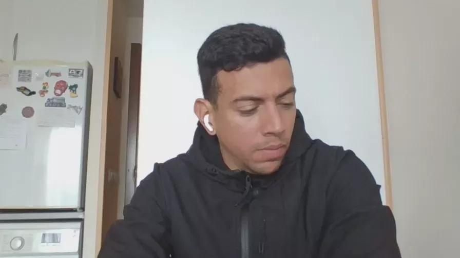 jonhdoe224 on Cam4 