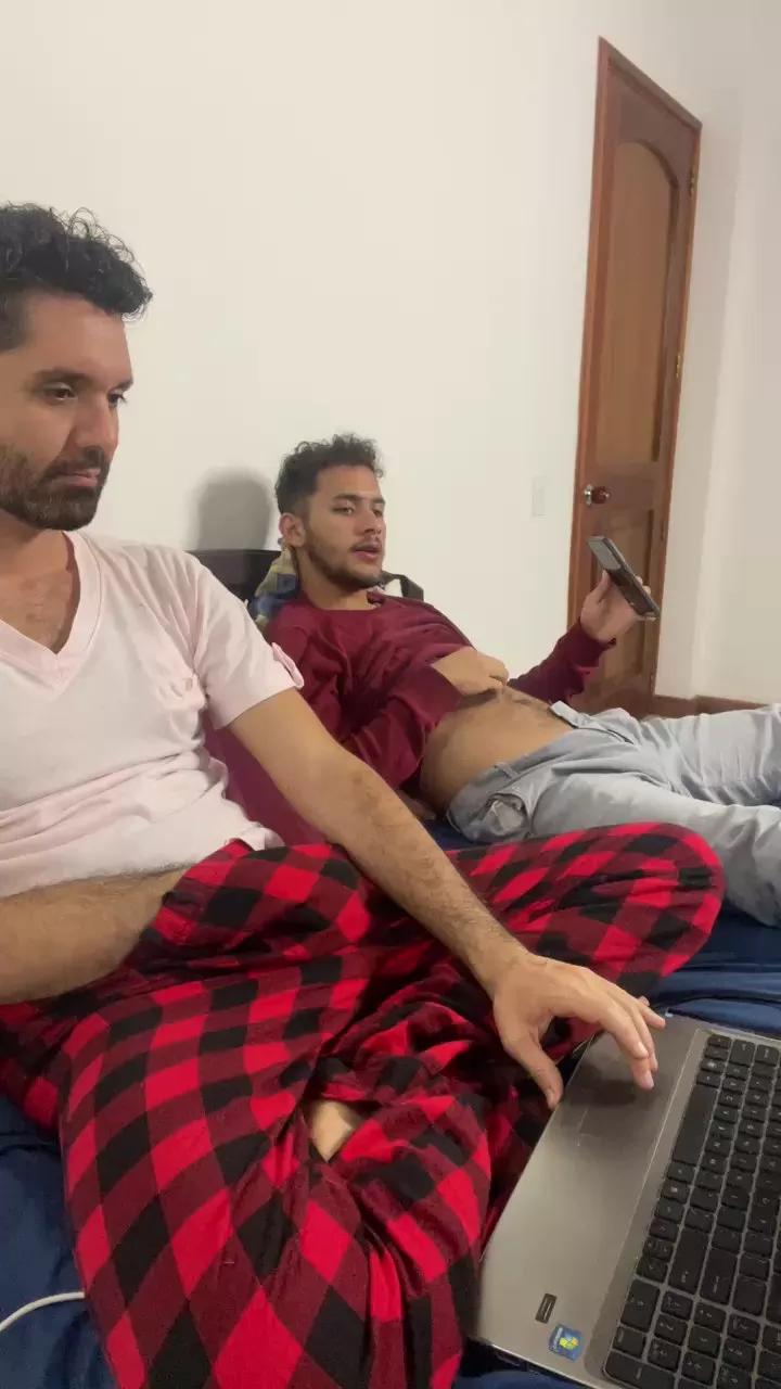 jorgeeeeeeeeee on Cam4 