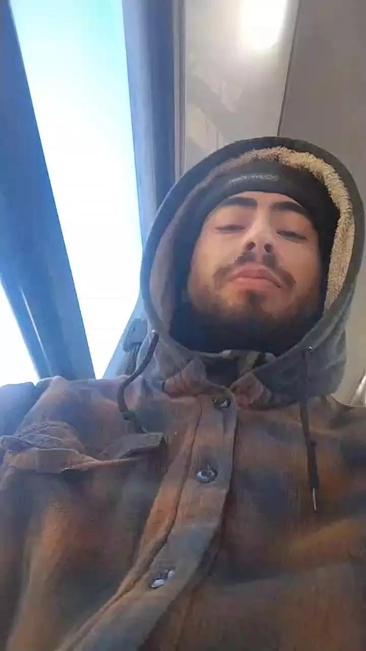 jovendotado420 on Cam4 