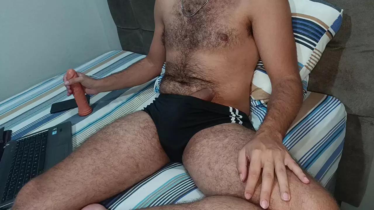 JTT98 on Cam4 