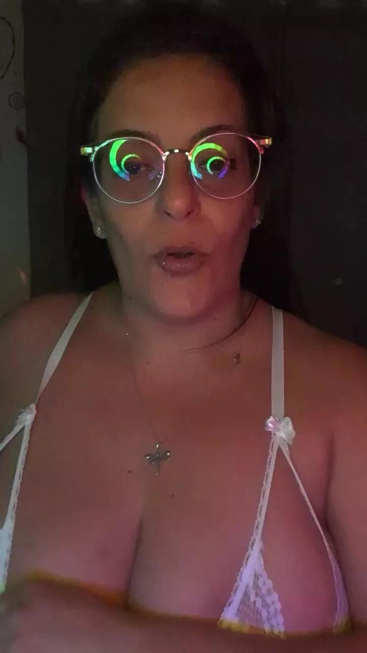 juli_sex4 on Cam4 
