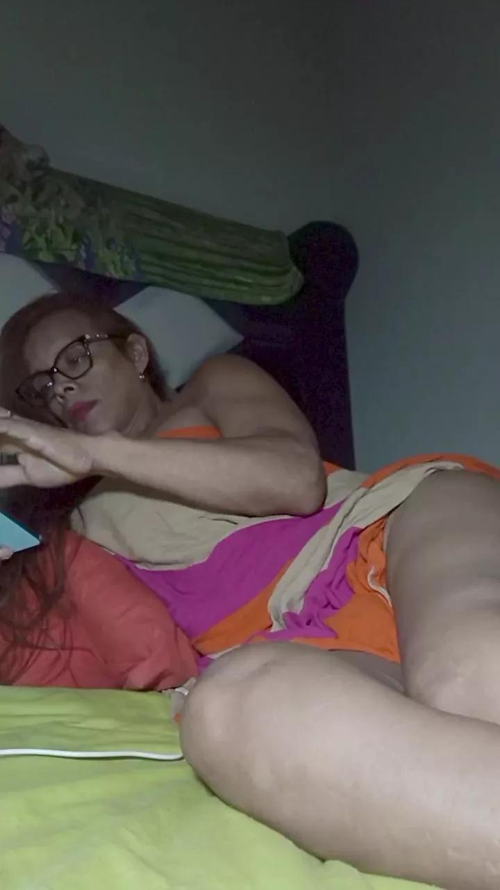 kelly336 on Cam4 
