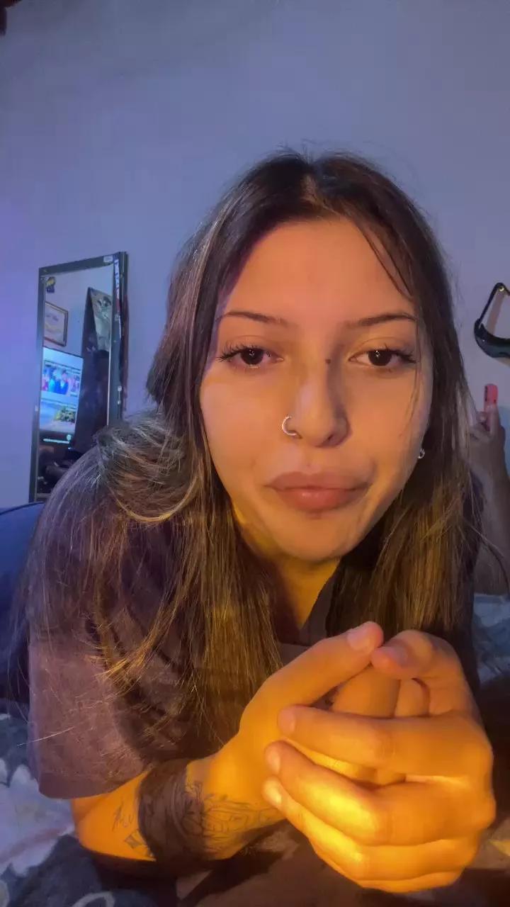 Kiraofarg on Cam4 