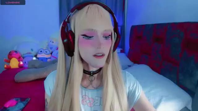 kirmyy_ on Cam4 