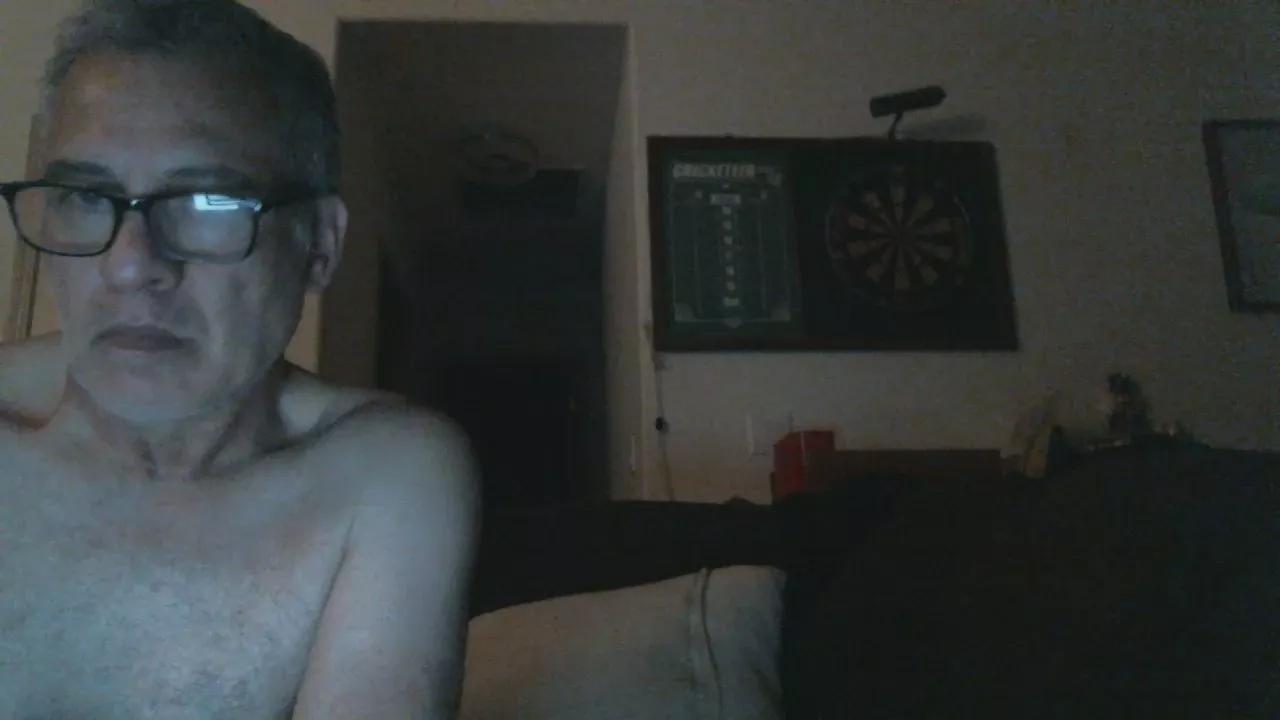 latinzinu on Cam4