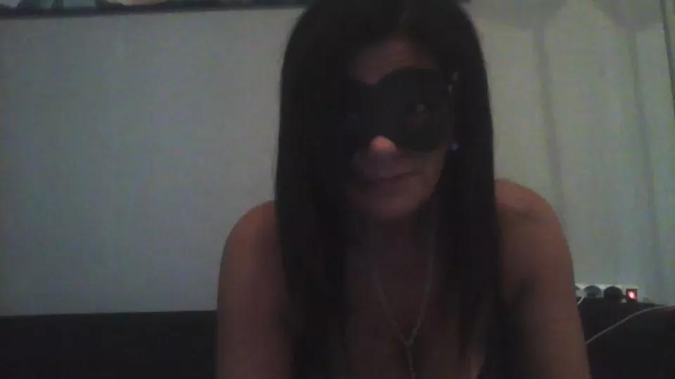 Lauratonynapoli on Cam4 