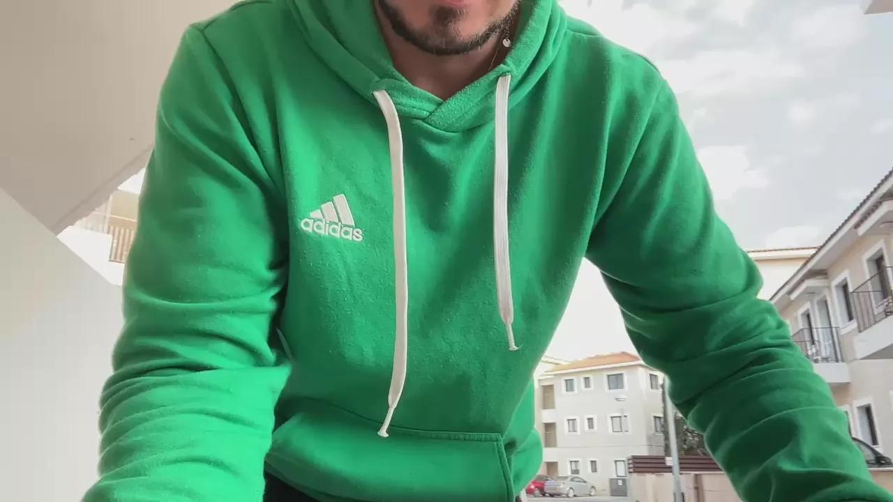 Legolar on Cam4 