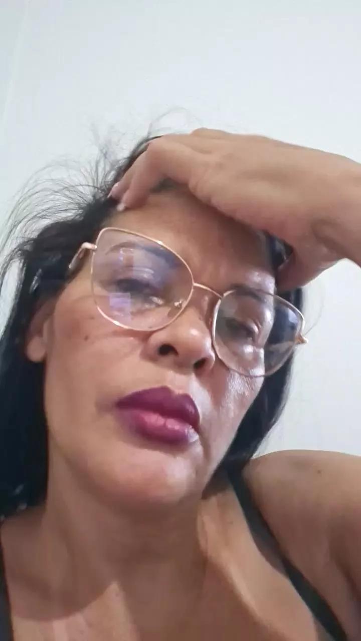 Leila_VI on Cam4 