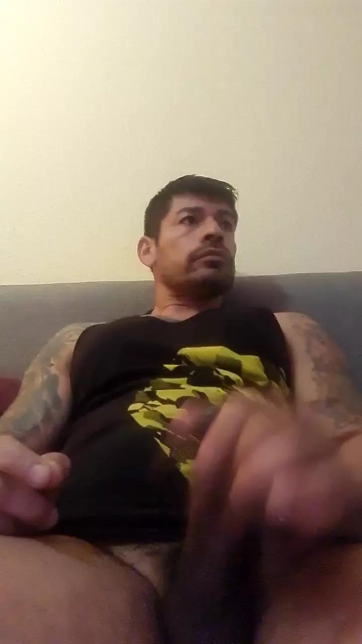 Leonsalvajexxx on Cam4 