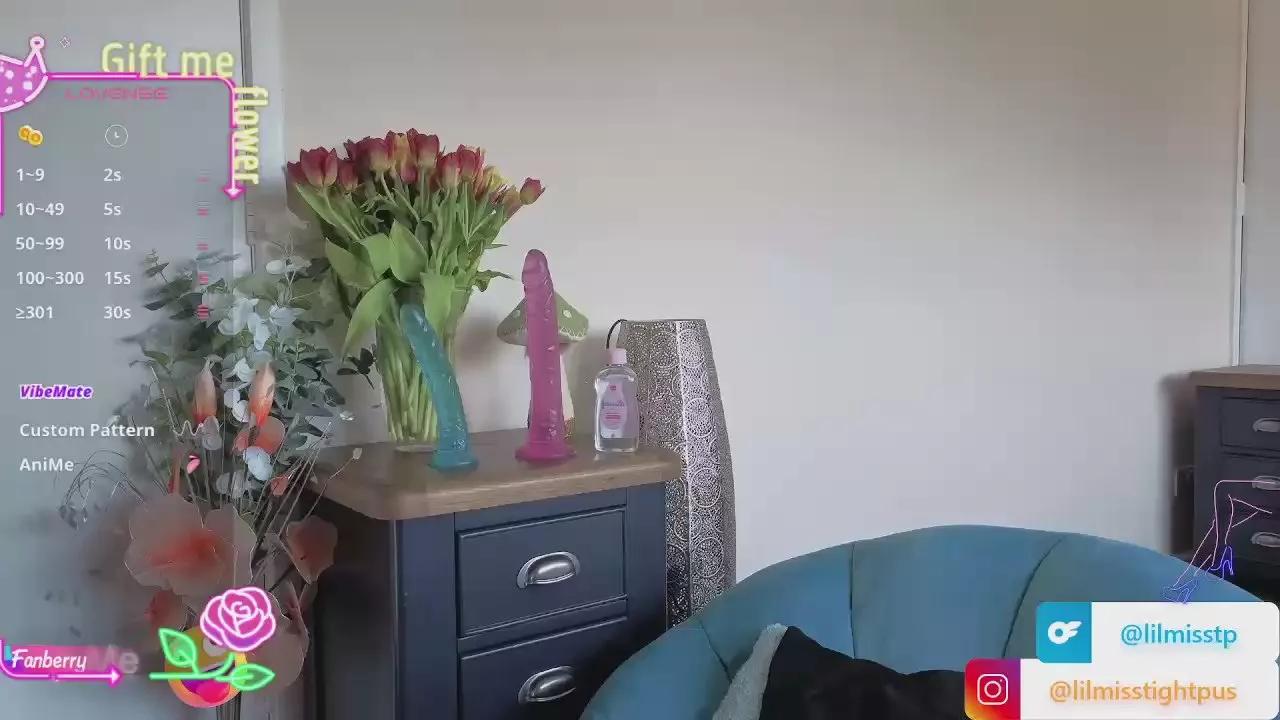 LilMissTightPus on Cam4 