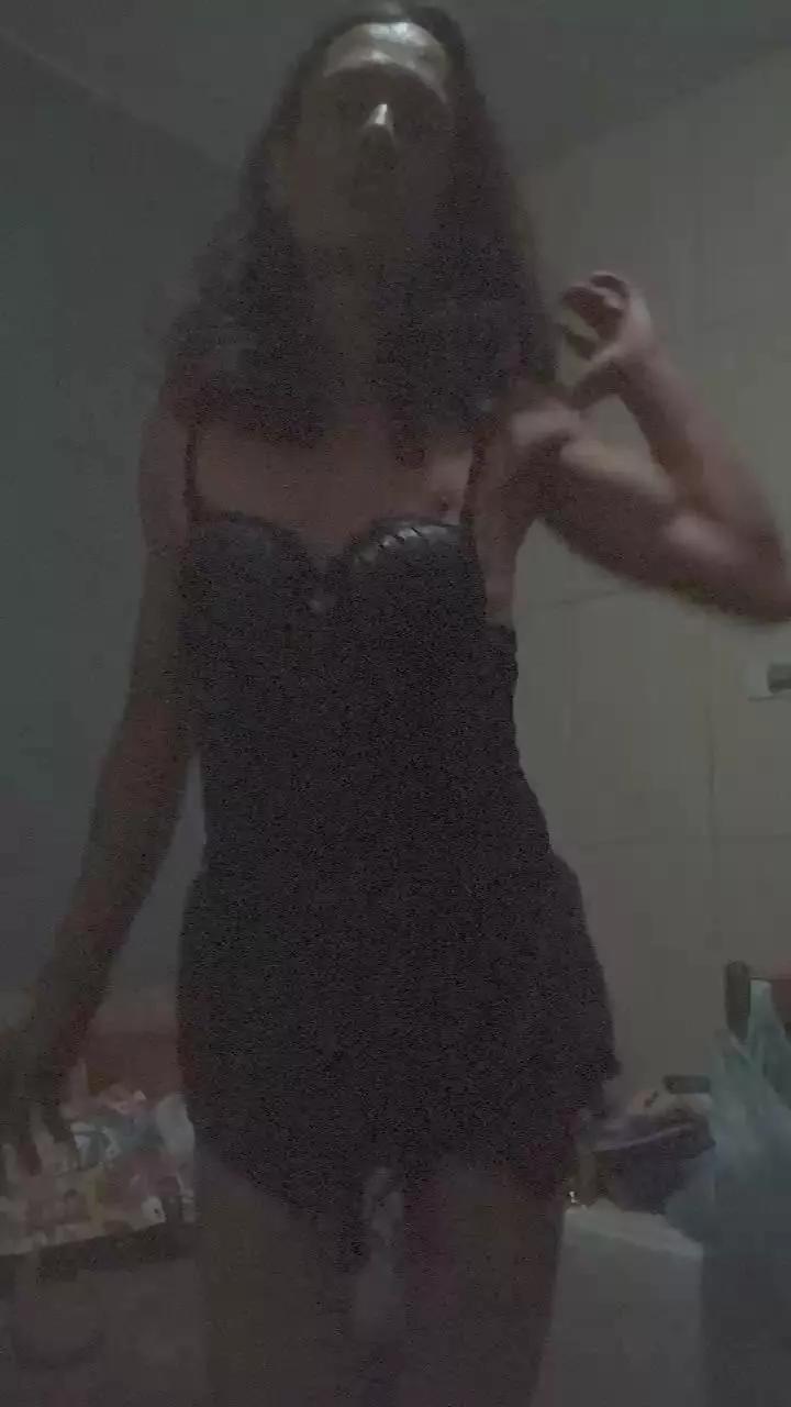 LittleDoll24 on Cam4 