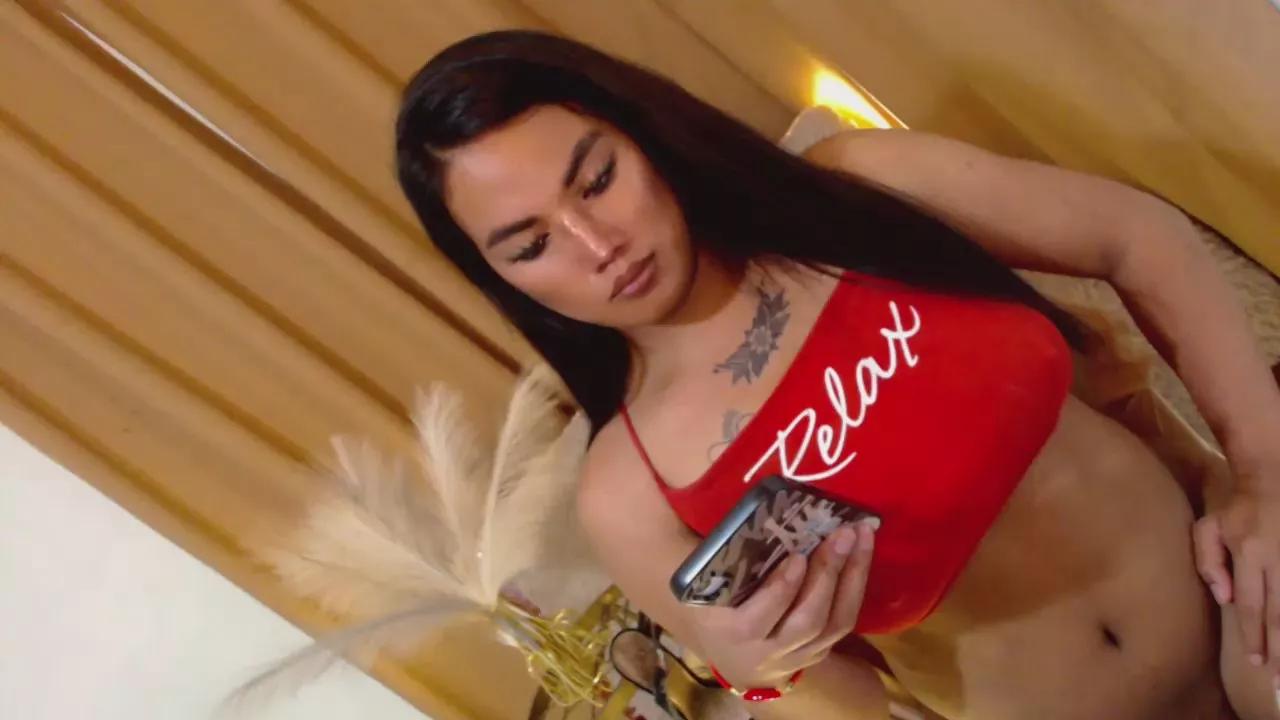 lucy_pearl on Cam4 