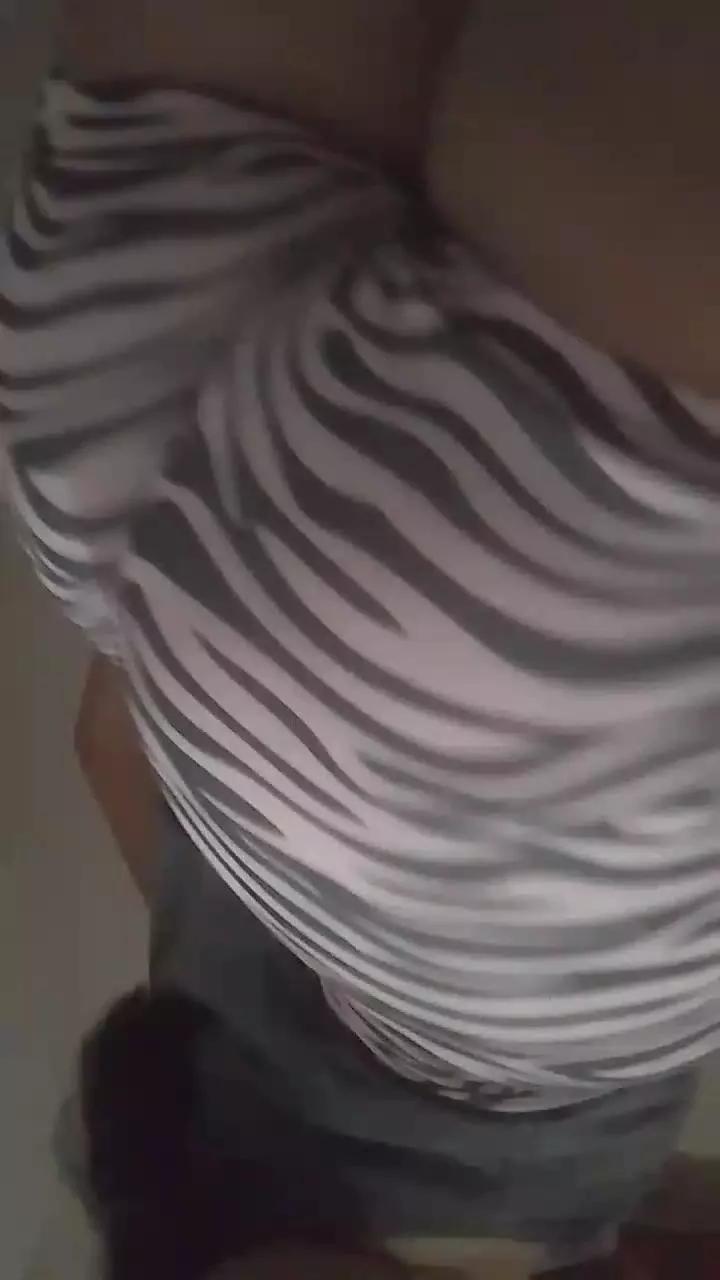 lujancita99 on Cam4 