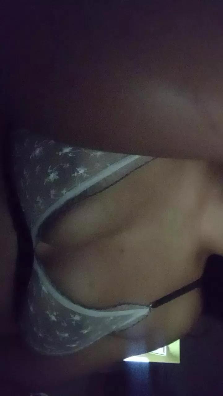 lujancita99 on Cam4 