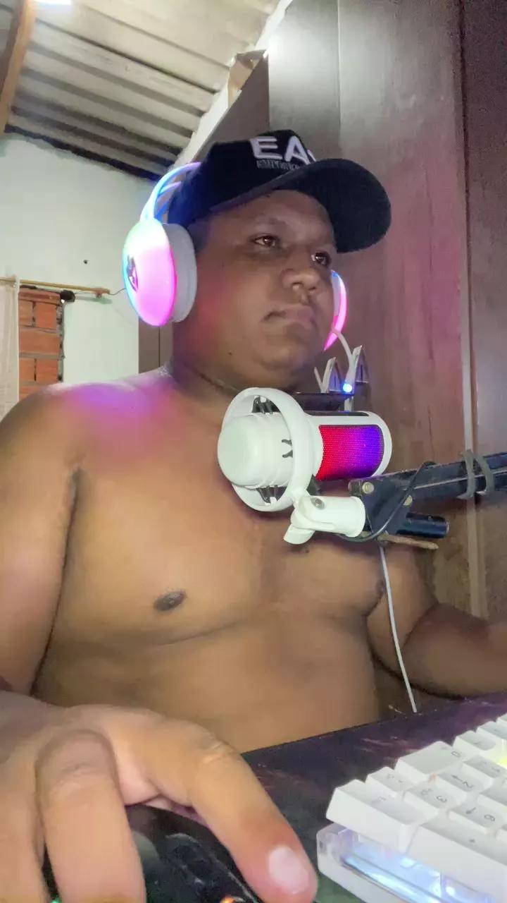 luquinhas_fun on Cam4 