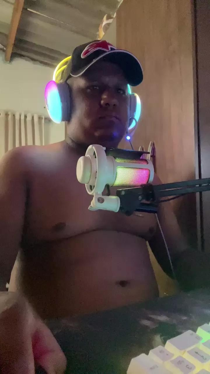luquinhas_fun on Cam4 