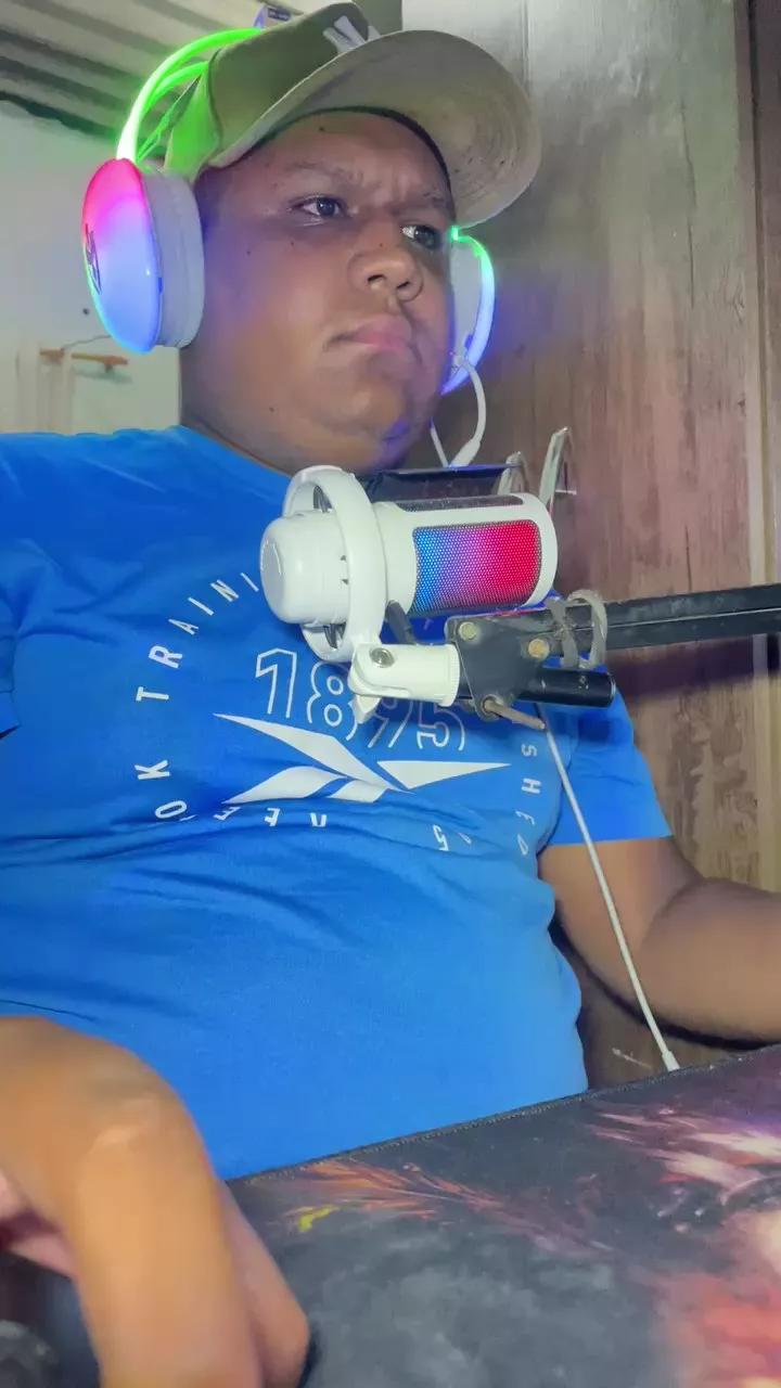 luquinhas_fun on Cam4 