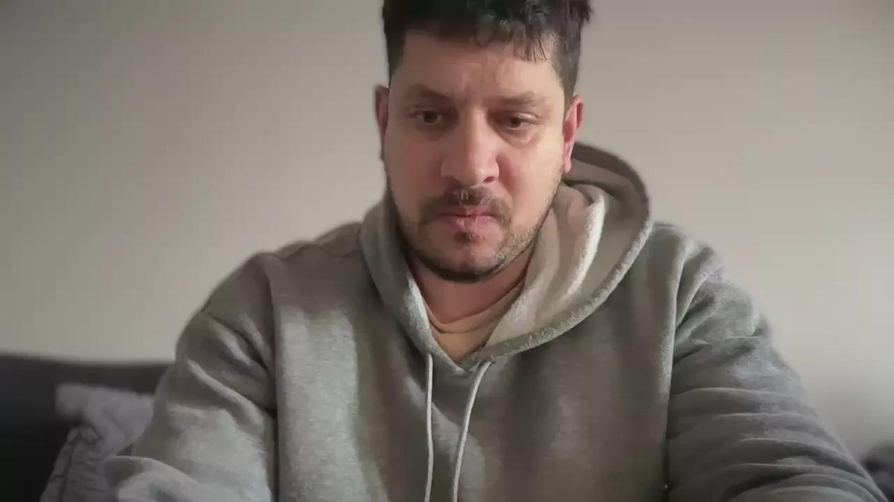 Martooo1987_ on Cam4 