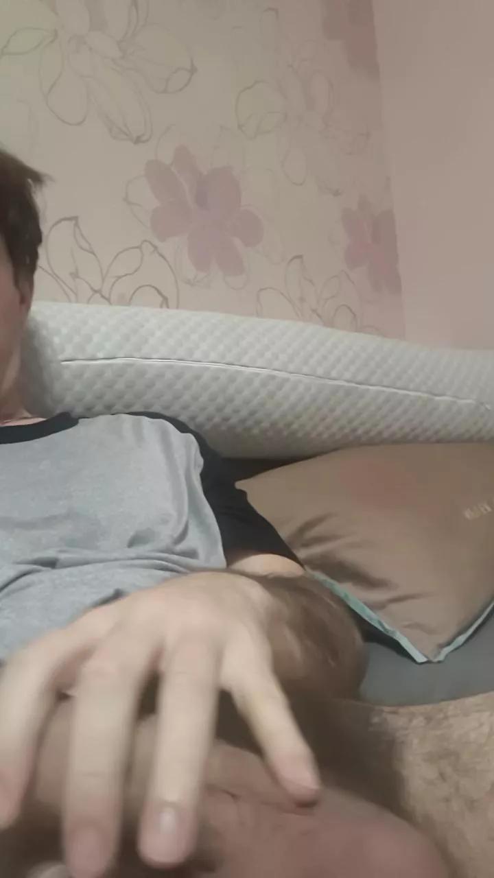 Mate4Unow on Cam4 