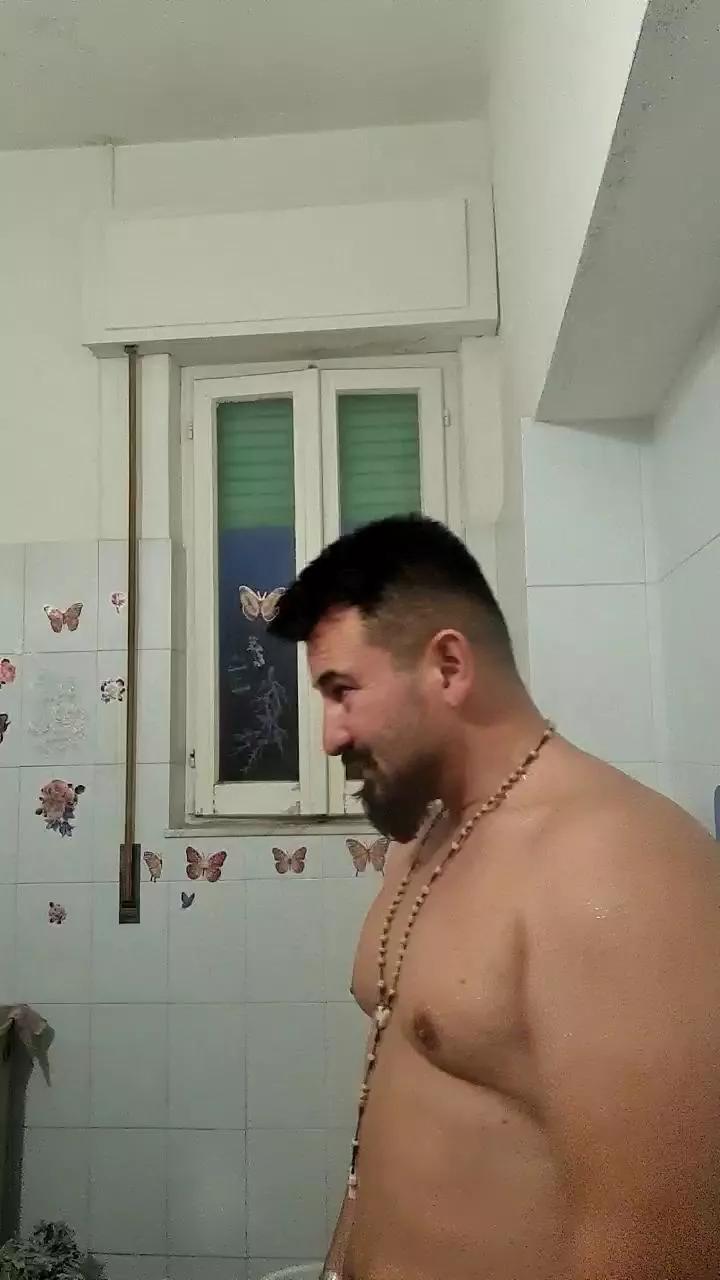 max18018 on Cam4 
