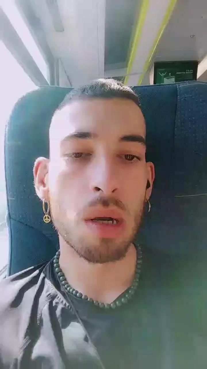 Meastroboris95 on Cam4 