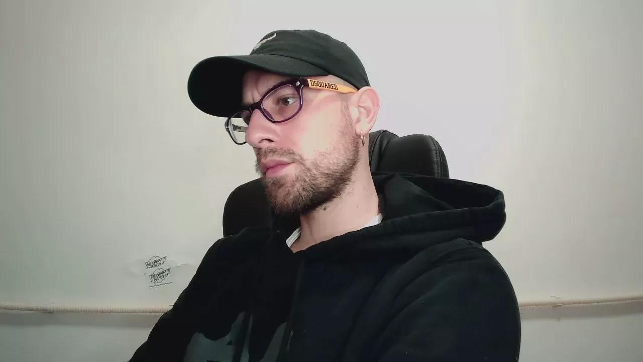 mikealcorleone on Cam4 