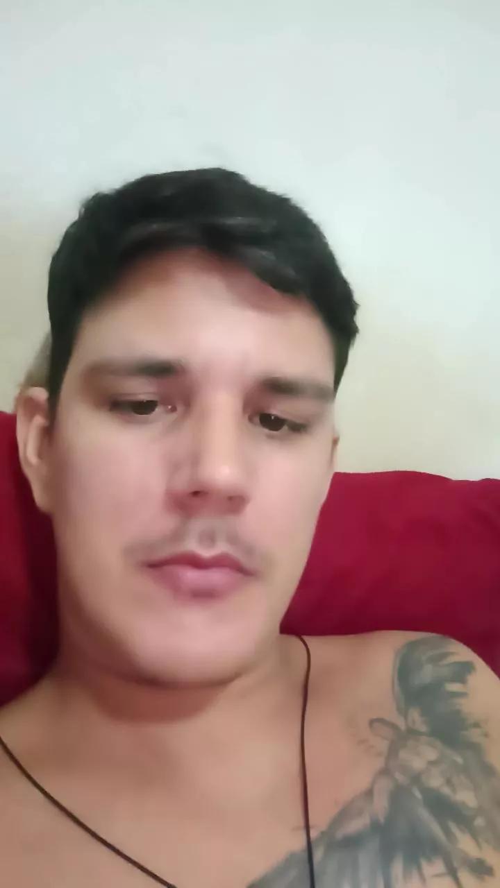 Milk_Br on Cam4 