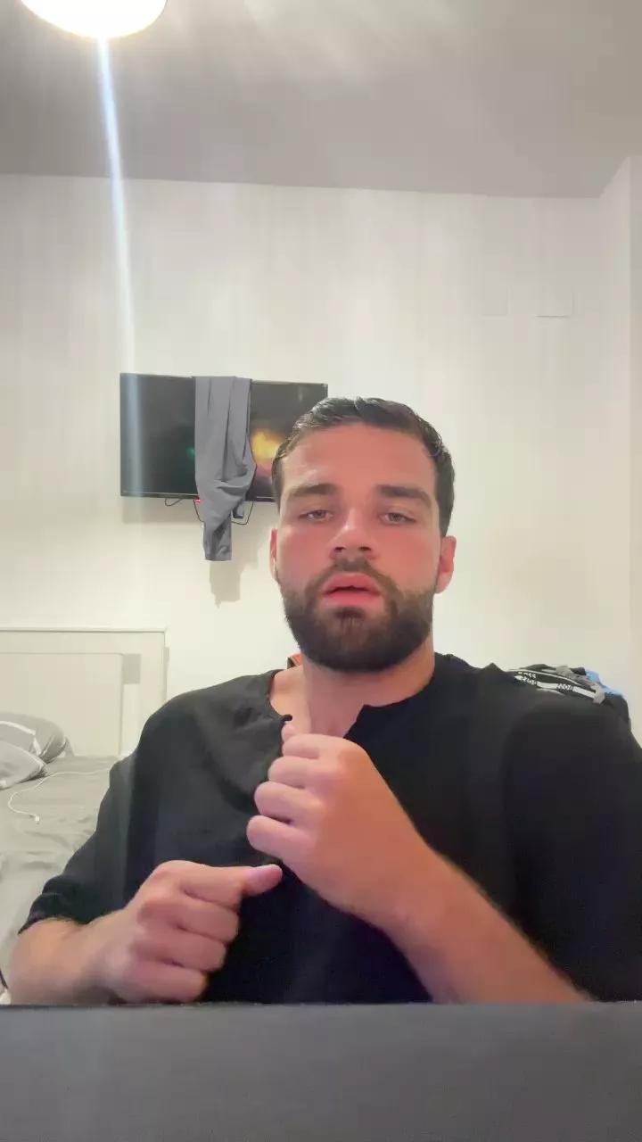 Mitchyourmodel on Cam4 