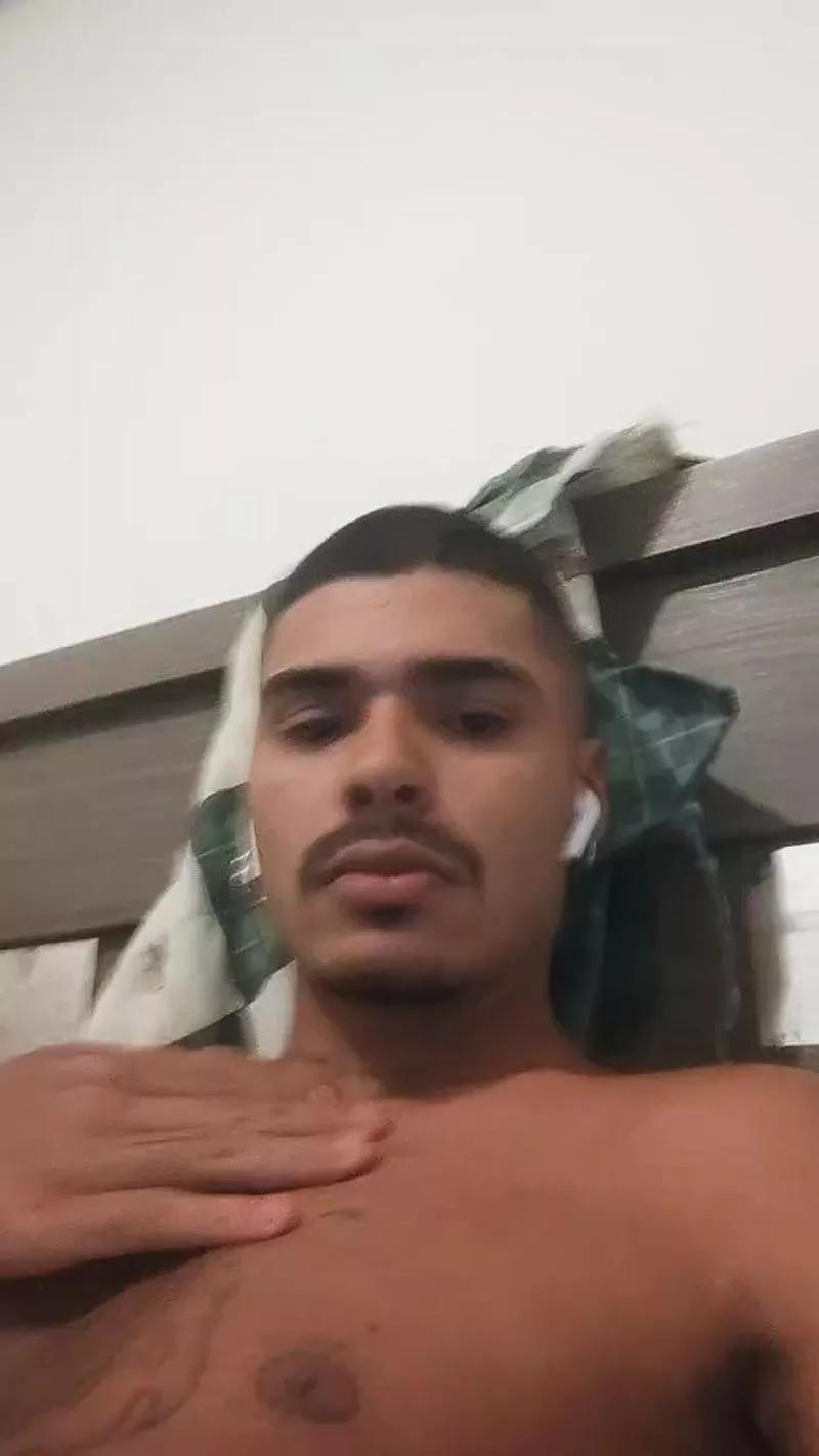 Morenotatuadooo on Cam4 