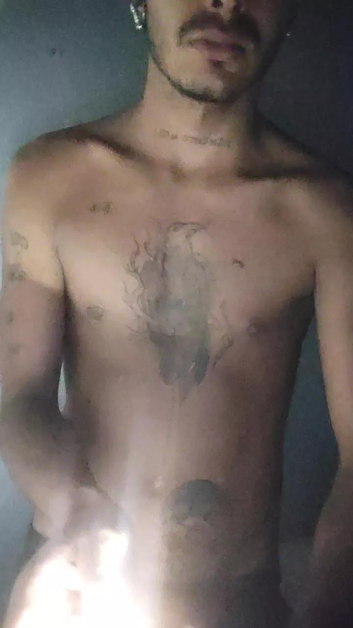 Morenotatuadooo on Cam4 