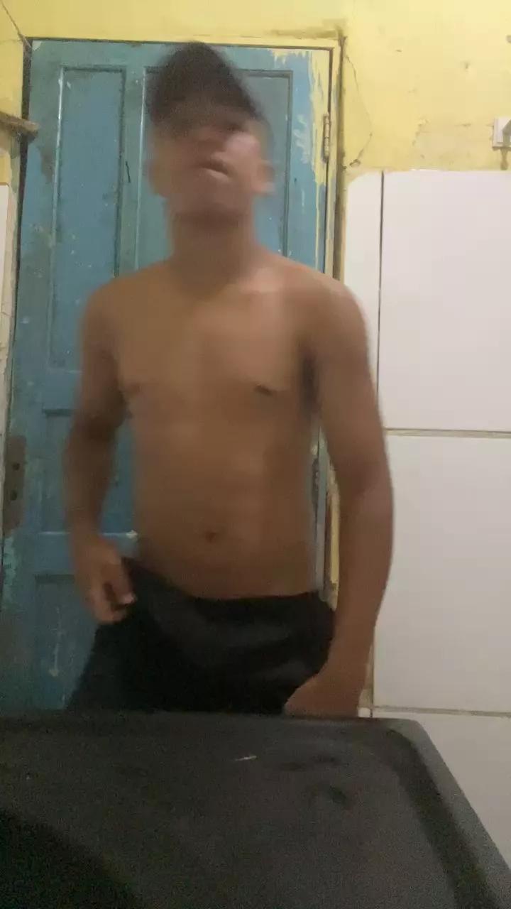 Novinhojob on Cam4 