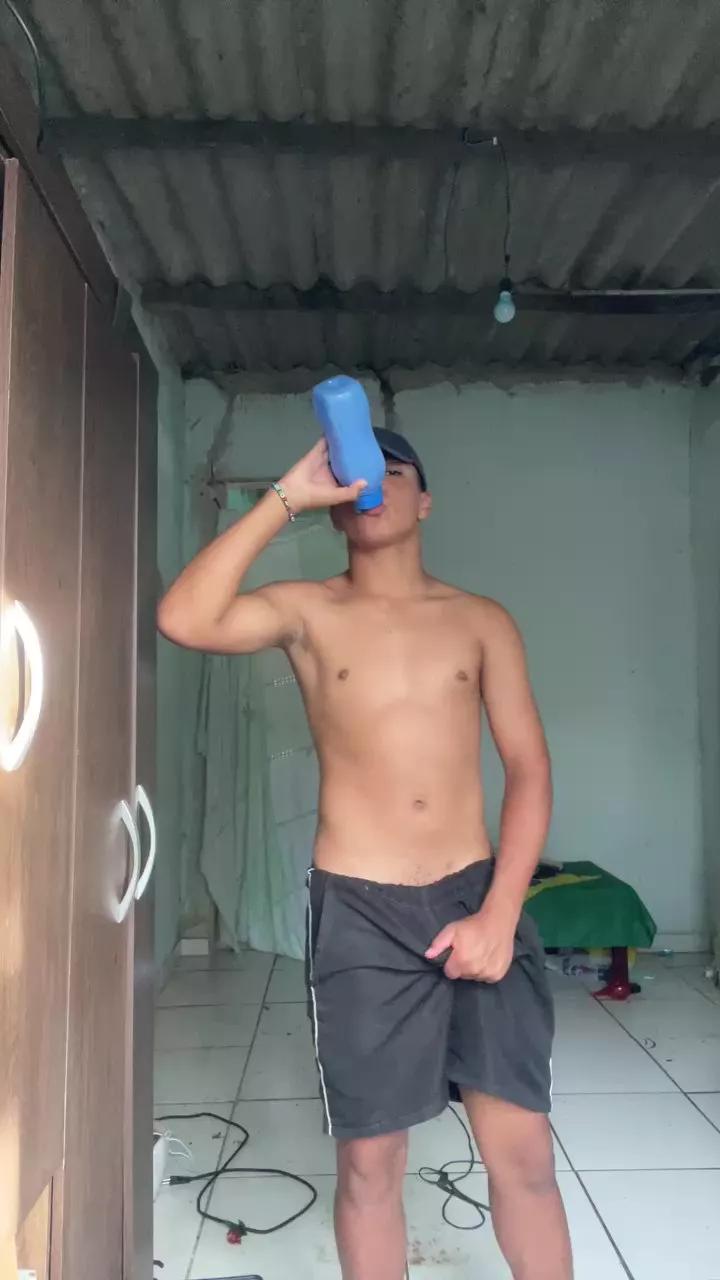Novinhojob on Cam4 